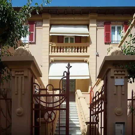 Villino Wanda 4* מונטרוסו אל מארה